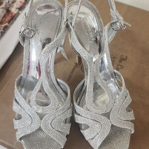 Gianni Bini Silver Strappy Heels